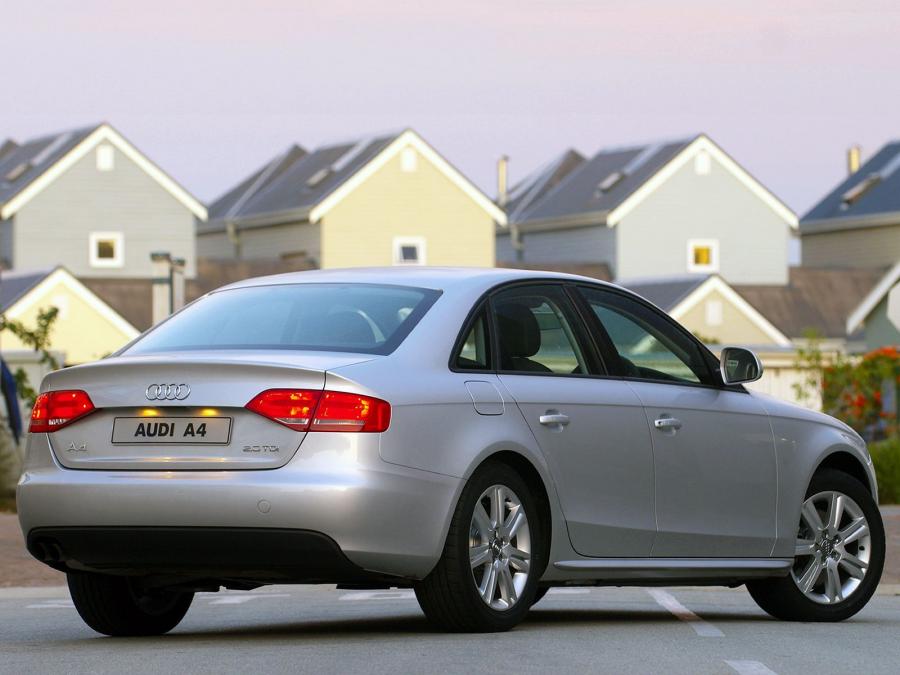  Audi A4 2.0 TDI Sedan (B8, 8K) 2007 года  (ZA) (фото 6 из 15)